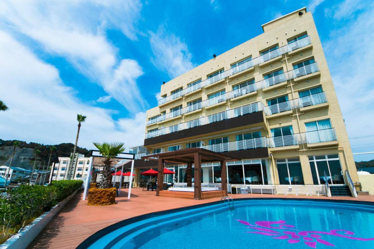 Sayan Terrace Hotel & Resort Onjuku Exteriör bild