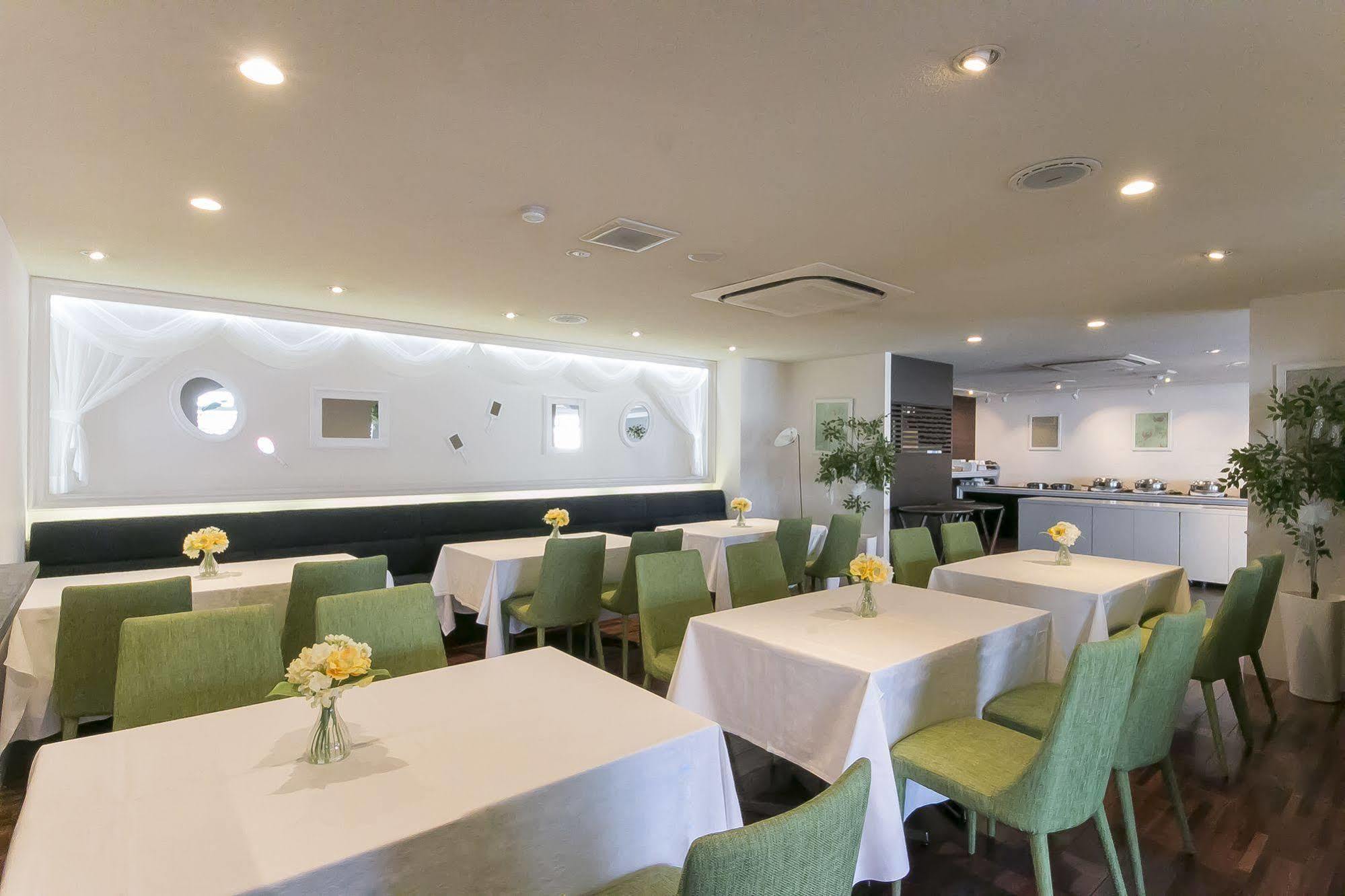 Sayan Terrace Hotel & Resort Onjuku Exteriör bild