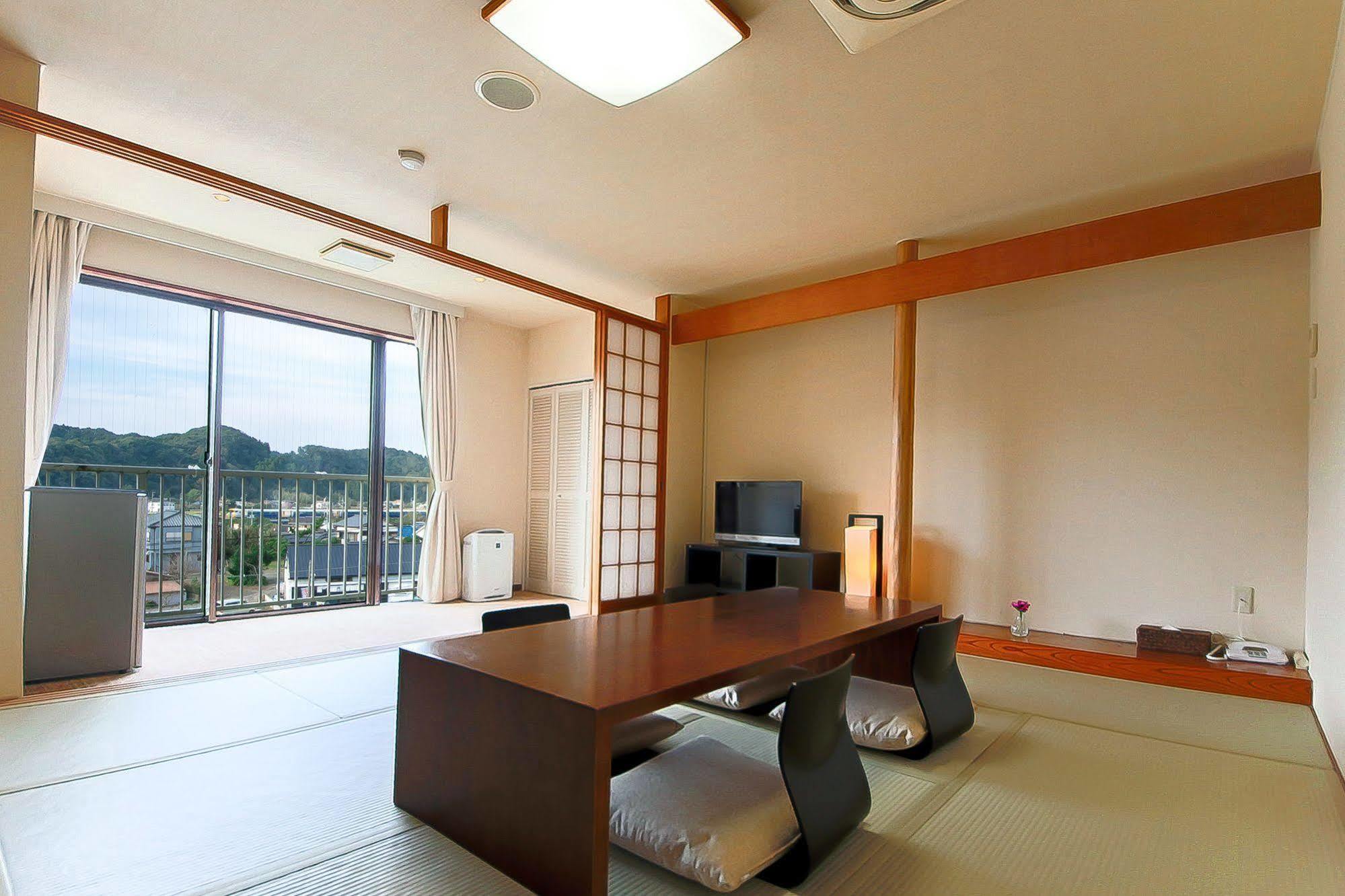 Sayan Terrace Hotel & Resort Onjuku Exteriör bild